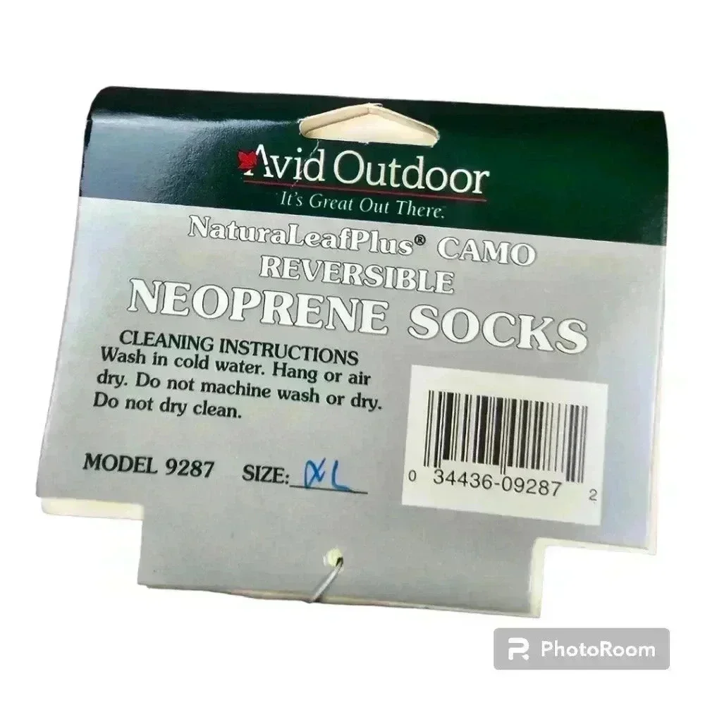 Avid Outdoor Naturalleafplus reversible neoprene socks model # 9287 L or XL NWT